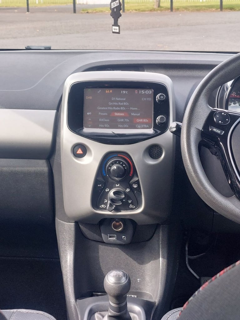 2015 CITROEN C1 FEEL. 73K MILES. NEW MODEL. £20 ROAD TAX. 3 MONTHS WARRANTY.