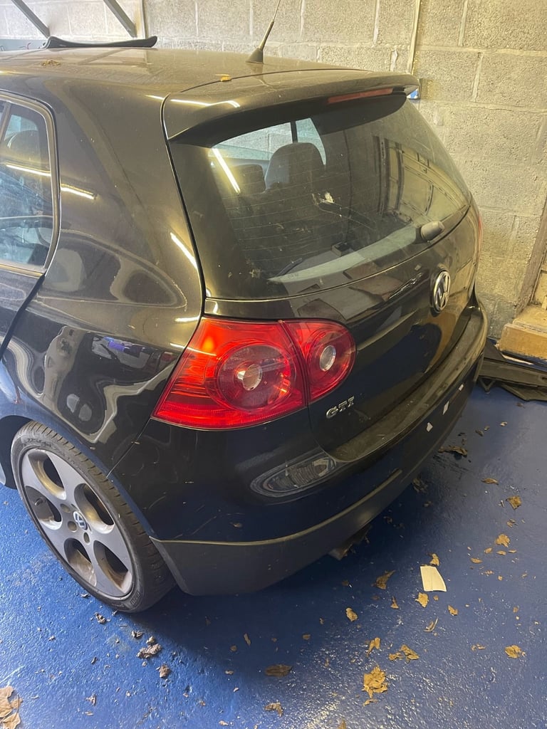 Volkswagen, GOLF, Hatchback, 2005, Manual, 1984 (cc), 5 doors