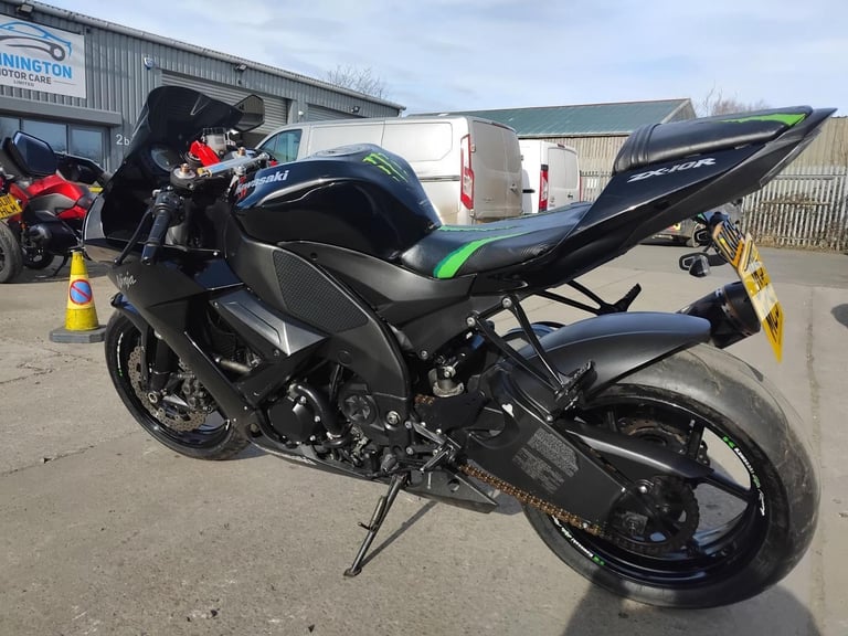 2009 09 KAWASAKI ZX 1000 ZX10 E9F BLACK SPORT BIKE NEW MOT HPI CLEAR