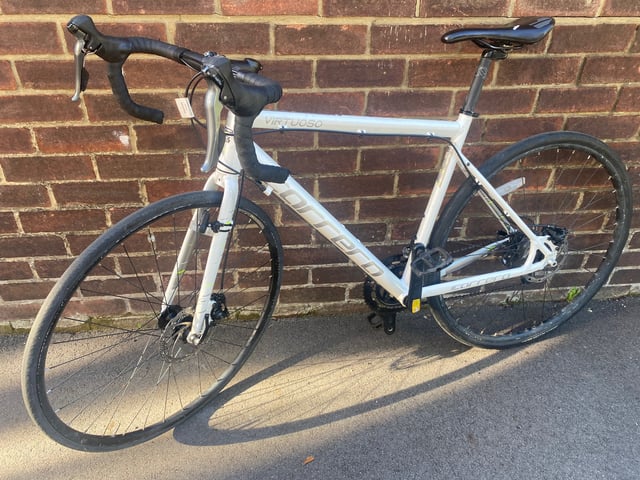 Carrera Virtuoso Men's Road Bike in Elephant and Castle, London