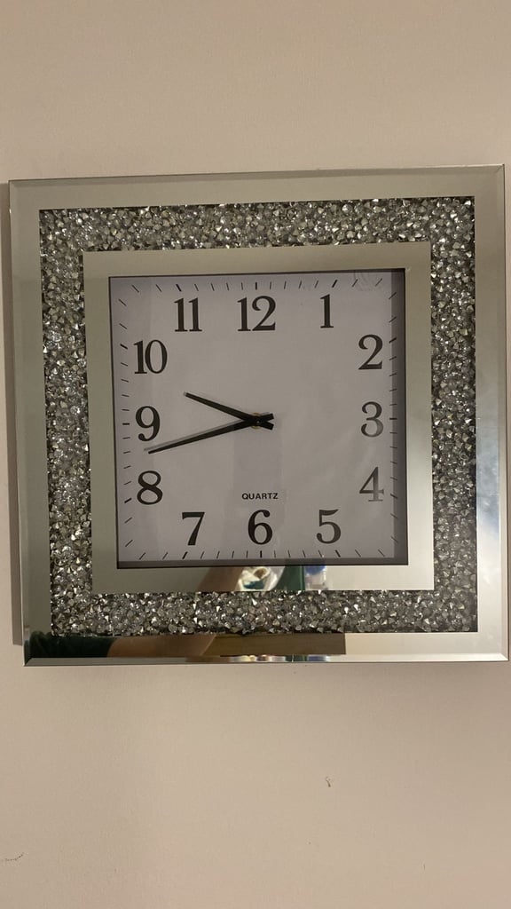 image for Living room/bed room clocks 