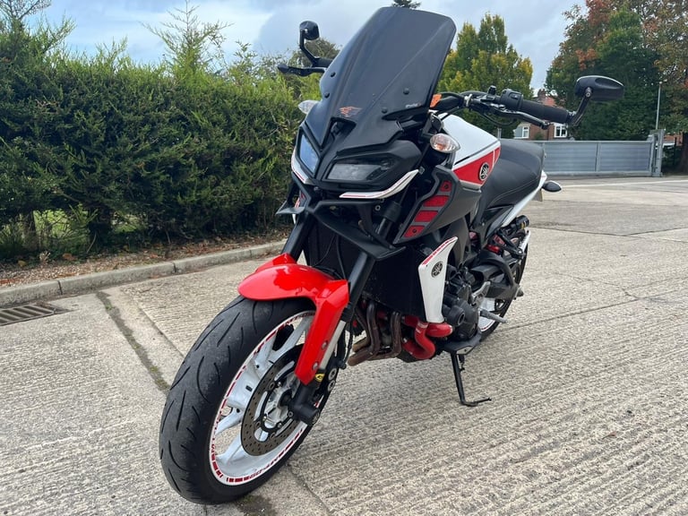 2018 18 YAMAHA MT09 ABS MT-09 STUNNING ANNIVERSARY COLOURS EXTRAS 13k MILE MT 09