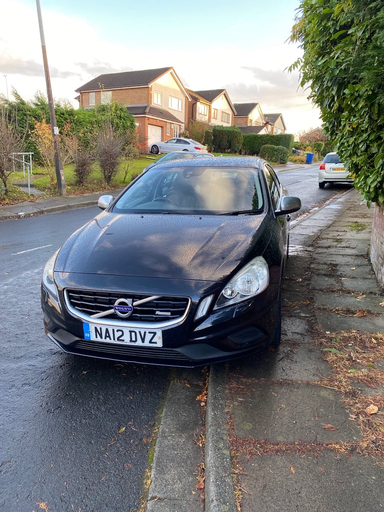 Volvo, S60, Saloon, 2012, Manual, 1560 (cc), 4 doors