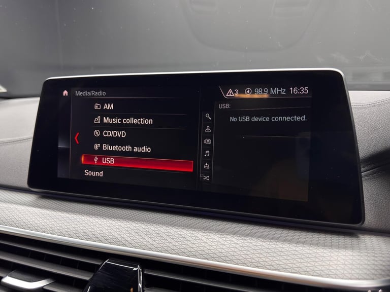 2018 BMW 5 Series 3.0 540i GPF M Sport Auto xDrive Euro 6 (s/s) 4dr SALOON Petrol Automatic