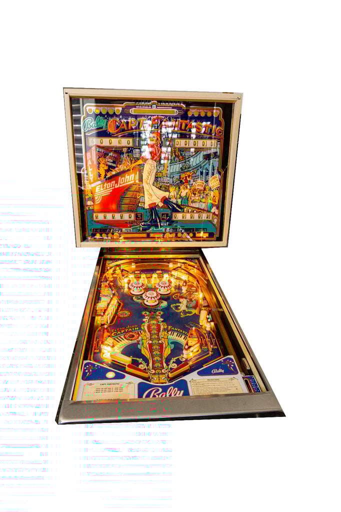 Elton John Arcade pinball machine Captain Fantastic KEN RUSSELL signed  