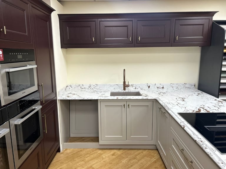 Ex display Second Nature Clarendon inframe kitchen units