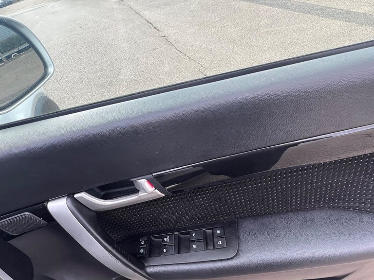 2012 Chevrolet Captiva 2.2 VCDi LT Auto 4WD Euro 5 5dr (7 Seats) ESTATE Diesel Automatic