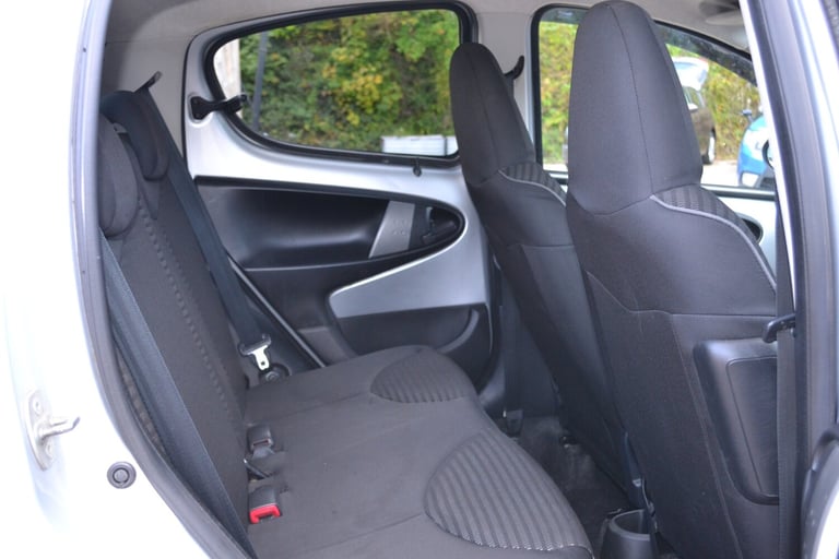 2013 Peugeot 107 1.0 Allure 5dr HATCHBACK Petrol Manual