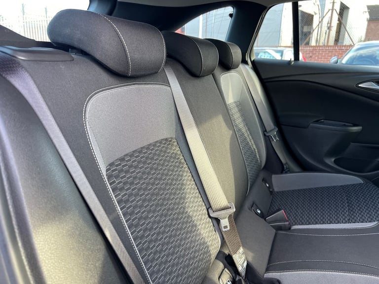 2021 Vauxhall Astra Astra SRi 1.2 T Nav 5 dr Estate Petrol Manual