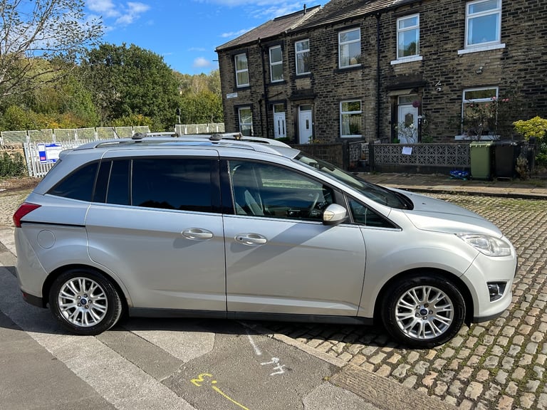 2012 (61) FORD GRAND C-MAX 1.6 TDCI TITANIUM   7 SEATER