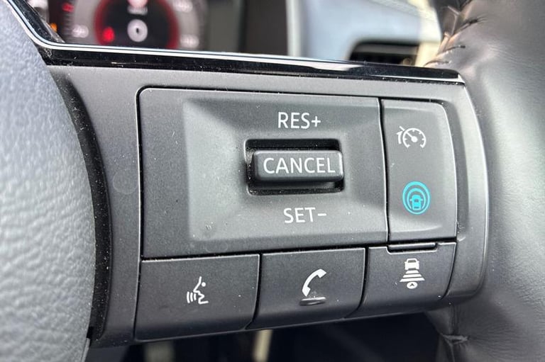 2023 Nissan Qashqai 1.3 DiG-T MH Tekna 5dr Manual Hatchback Petrol Manual