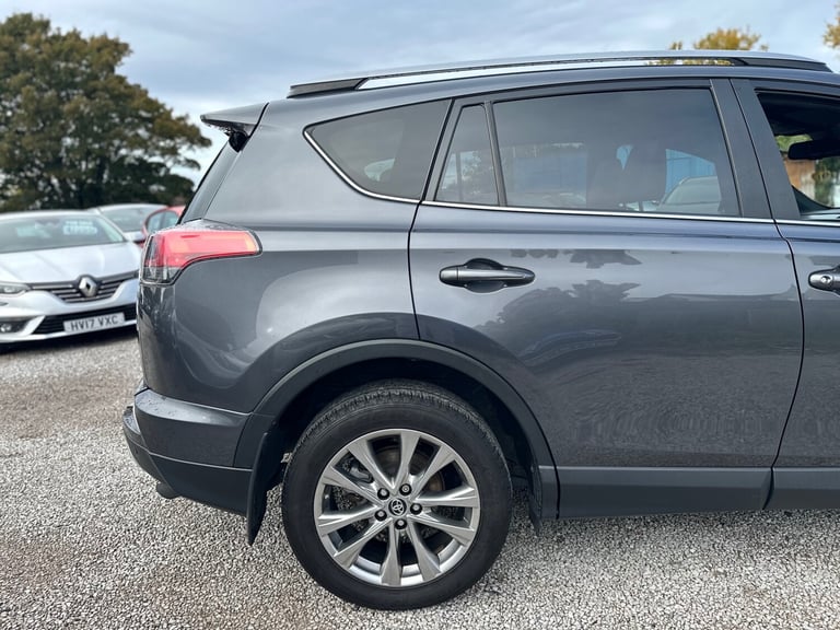 2017 Toyota RAV4 2.0 D-4D Excel TSS 5dr [Nav] 2WD ESTATE Diesel Manual