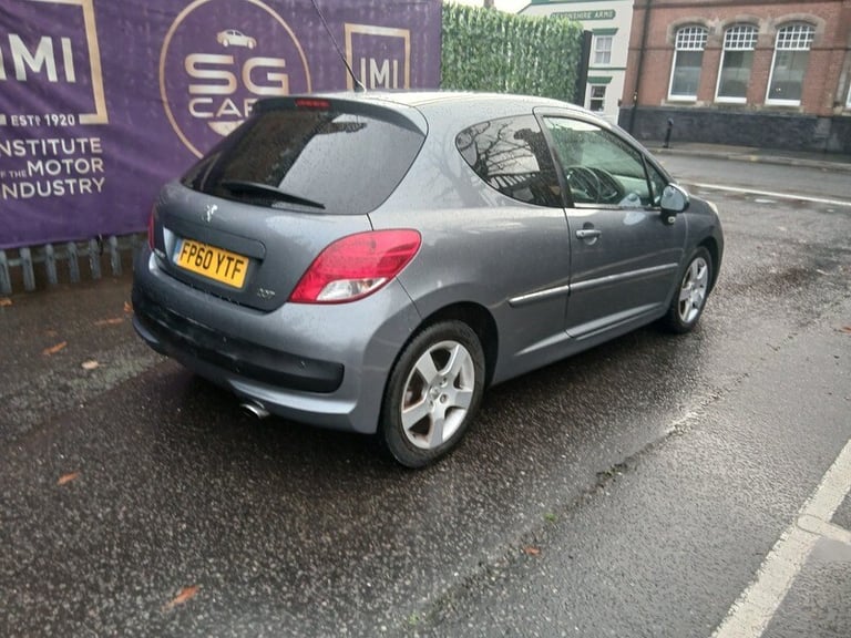 Peugeot 207 SPORT