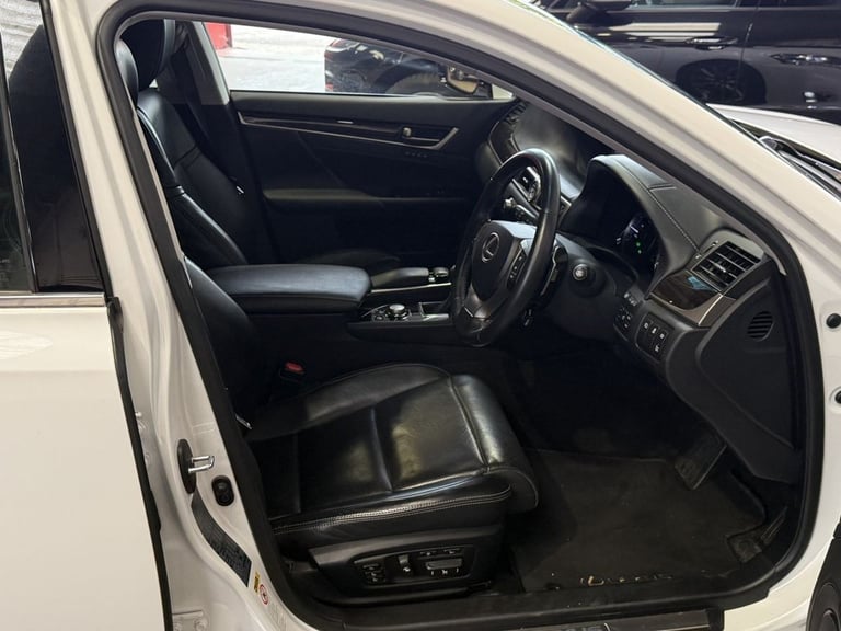 2015 Lexus GS 2.5 300h Premier Saloon 4dr Petrol Hybrid CVT Euro 5 (s/s) (223 ps) Saloon PETROL/E...