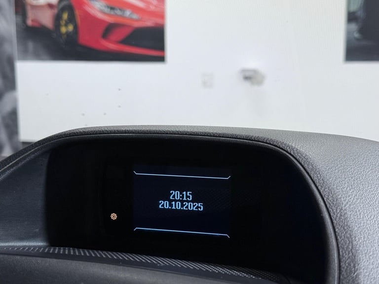 2014 Ford Transit Custom 2.2 TDCi 290 Sport L1 H1 5dr PANEL VAN Diesel Manual