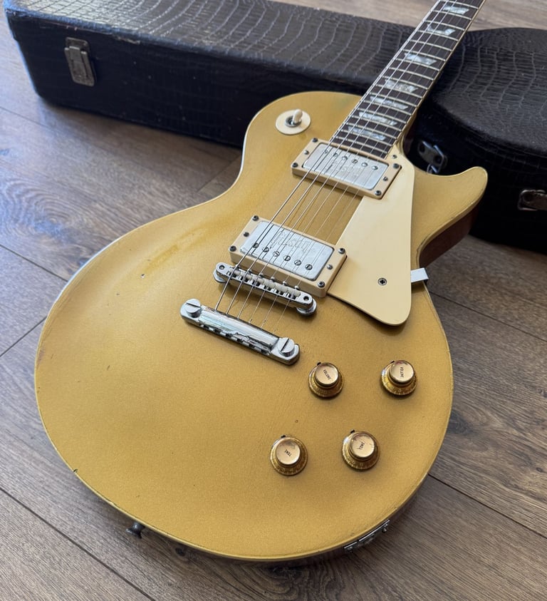1969 Gibson Les Paul Deluxe Goldtop (Humbucker conversion) - Trades