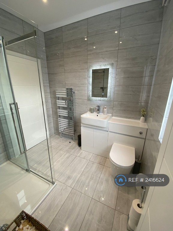 1 bedroom flat in London, Greater London, United Kingdom, SE18 (1 bed) (#2416624)