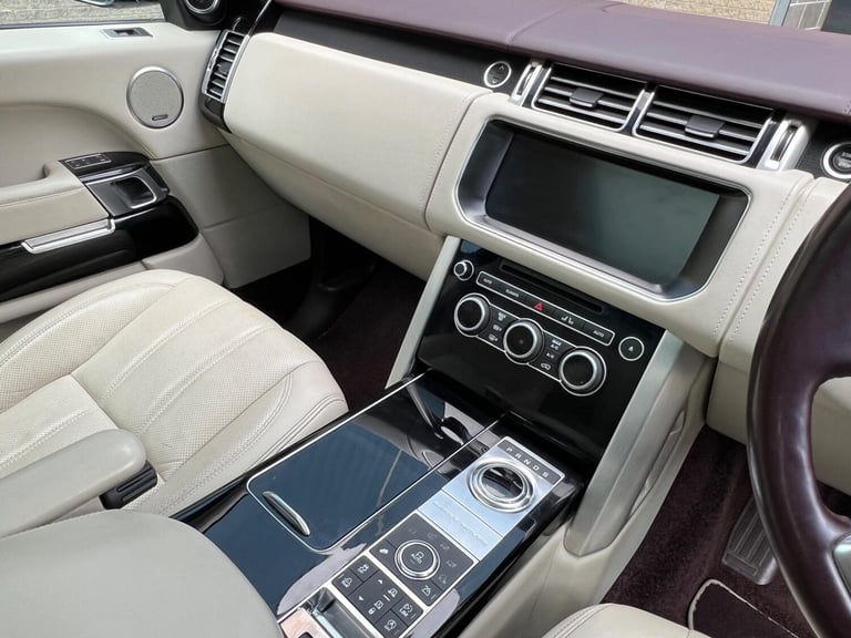 2017 Land Rover Range Rover 4.4 SD V8 Autobiography Auto 4WD Euro 6 (s/s) 5dr LWB ESTATE Diesel A...
