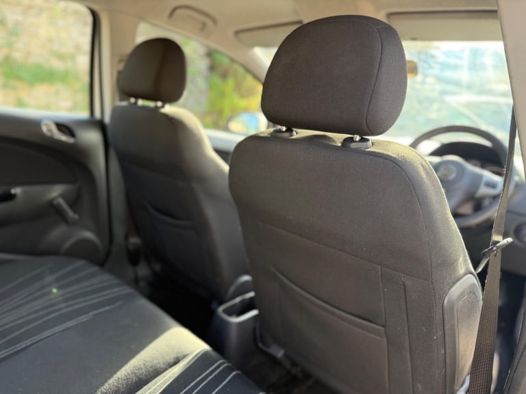 Vauxhall Corsa 1.2i 16v Club 5dr Petrol Manual - Image 14