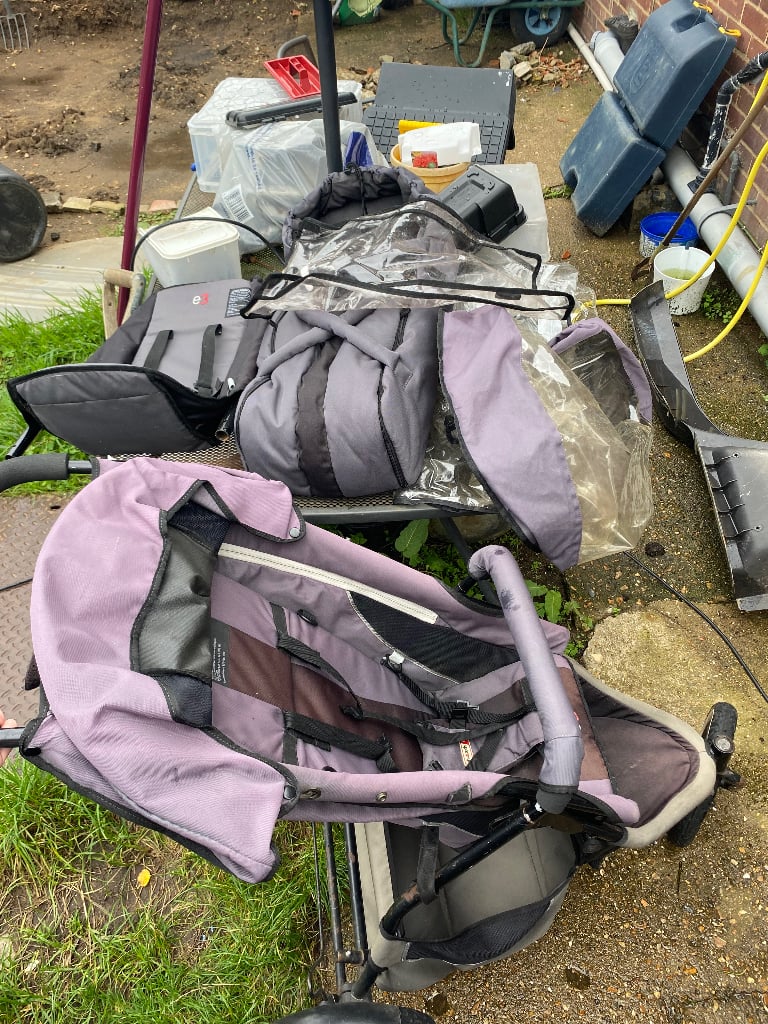 Double pushchair gumtree clearance
