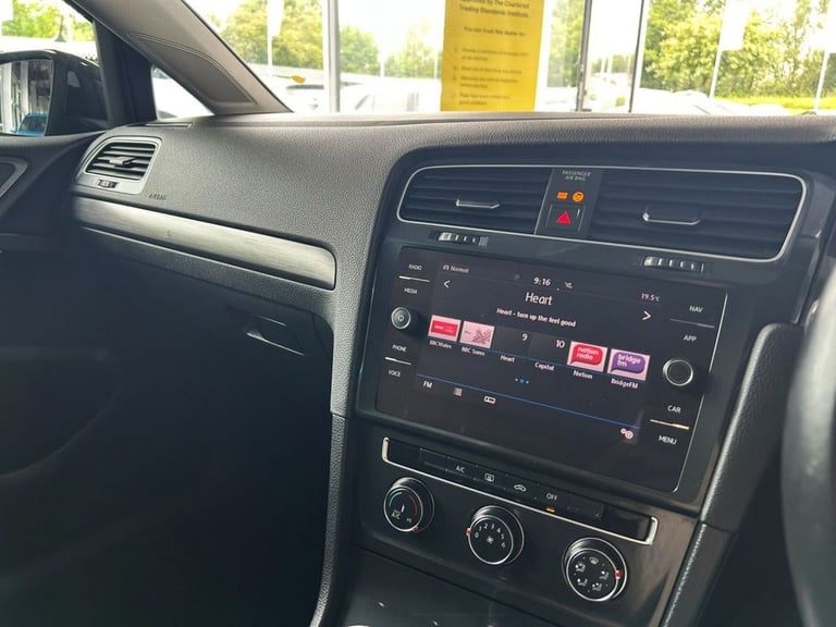 2019 Volkswagen Golf 1.6 TDI Match Hatchback 5dr Diesel Manual Euro 6 (s/s) (115 ps) 1 FORMER OW ...