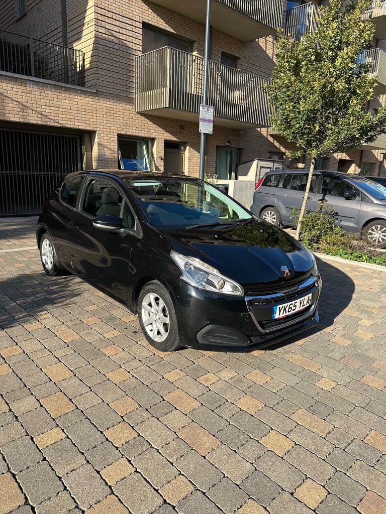 Peugeot, 208, Hatchback, 2015, Manual, 1199 (cc), 3 doors
