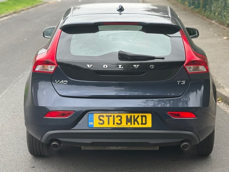 2013 Volvo V40 T3 SE 5dr HATCHBACK Petrol Manual