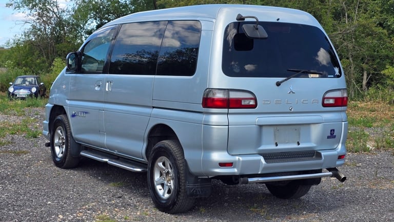 Fresh Import Mitsubishi Delica Spacegear Chamonix L400 3.0 Auto 8 Seater MPV 4X4
