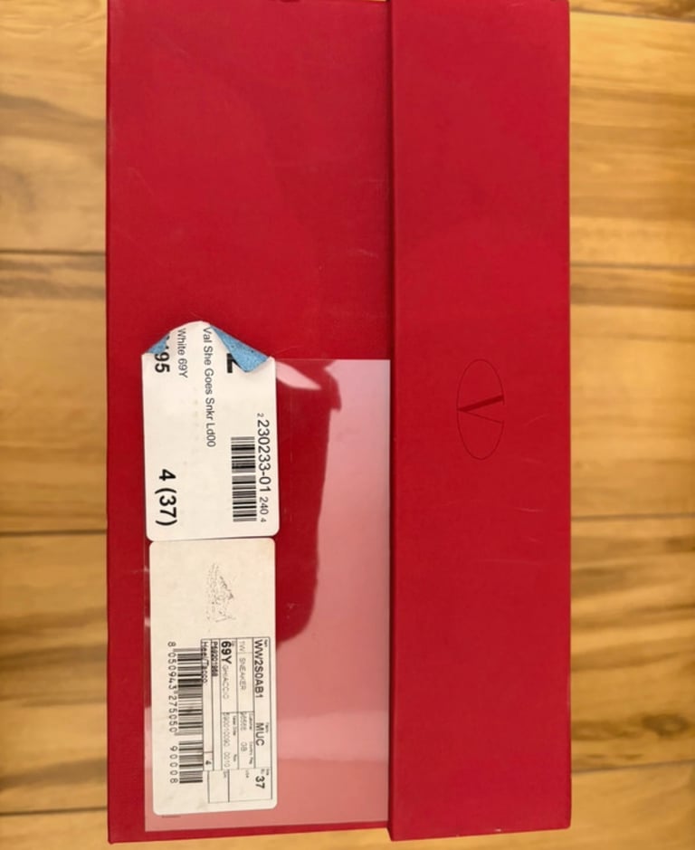 Women’s Valentino runners size UK 4