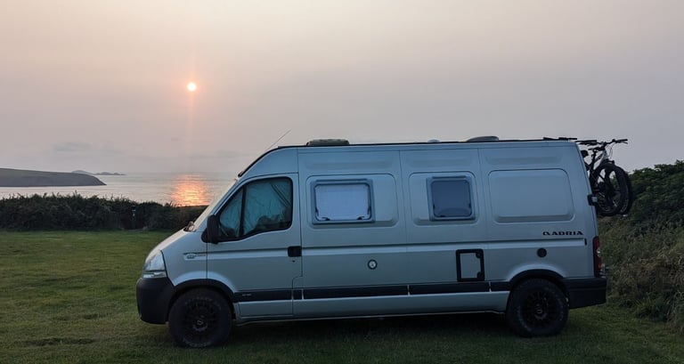 Adria Twin - (Renault, MASTER, 2.5 120dci 2006)