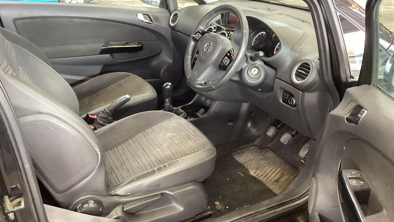 2014 Vauxhall Corsa 1.2 16V Excite Euro 5 3dr (A/C) HATCHBACK Petrol Manual