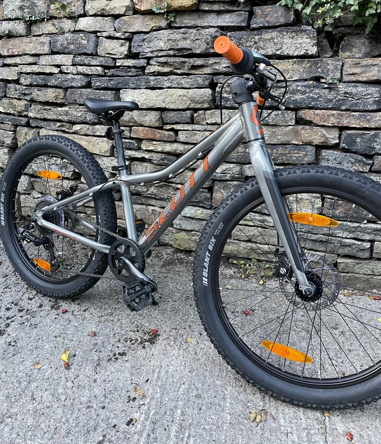 Premium brand ‘SCOTT’ Mountain Bike. For ages 8-11. Great condition. 