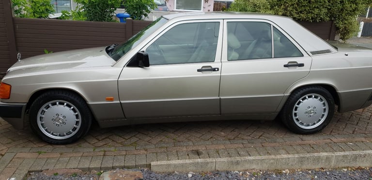 Mercedes-Benz, 190, Saloon, 1990, Automatic, 2599 (cc), 4 doors
