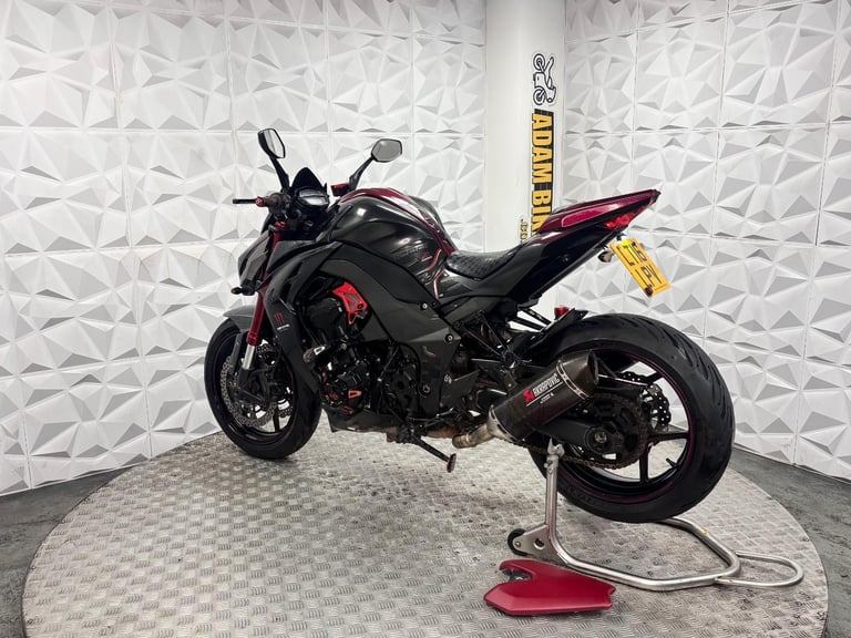 2016 Kawasaki ZR1000 | *WARRANTY PROVIDED*
