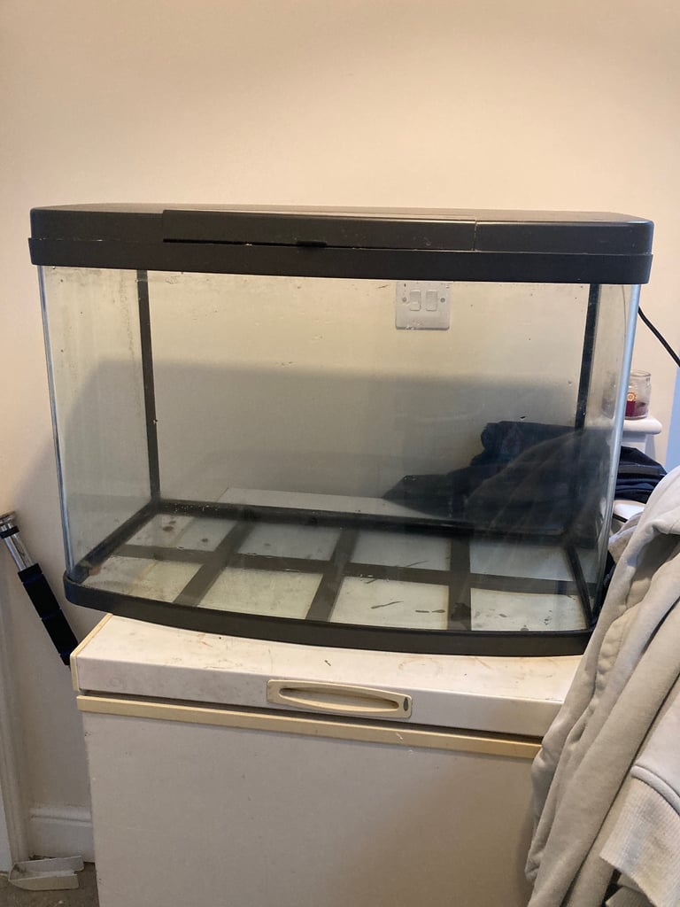 image for 64l fish tank 