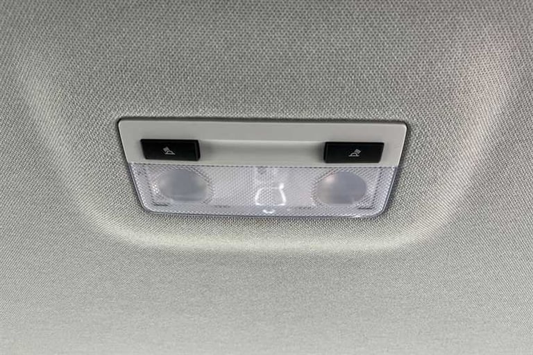 2021 Vauxhall Crossland 1.2i (83 PS) SE 5 Door Petrol SUV *** 1 Private Owner from New *** SUV Pe...