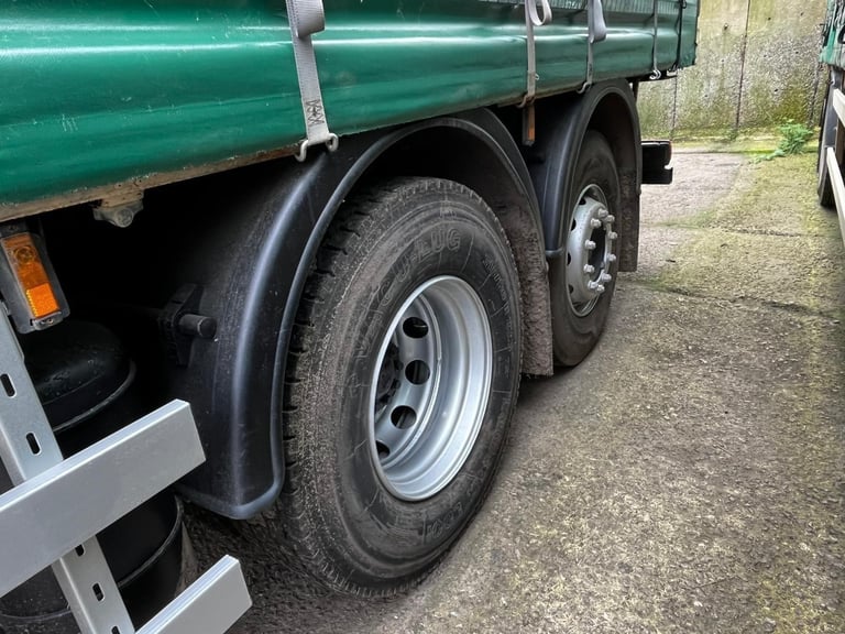 2013 DAF CF75.310 26T CURTAIN SIDED TRUCK