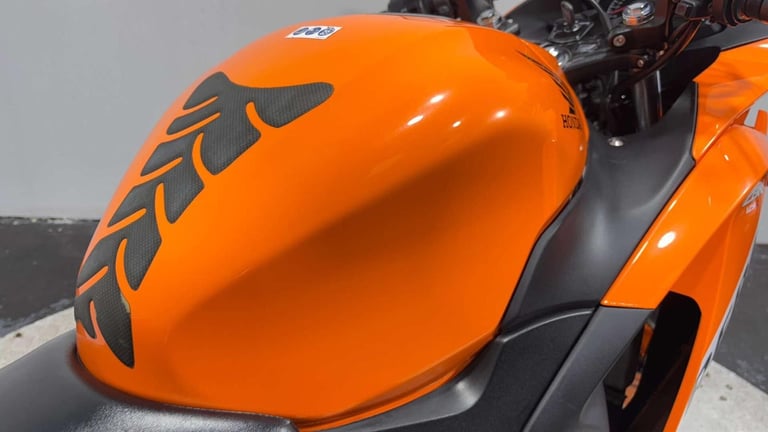 Honda CBR REPSOL 2017 7K SERVICED WARRANTY MOT 125CC SPORT BIKE