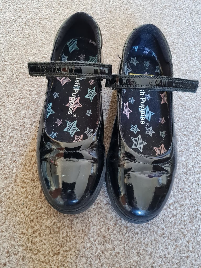 Bundle of shoes