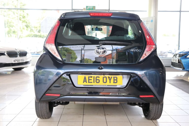 2016 Toyota AYGO 1.0 Aygo X-Play VVT-i CVT 5dr Hatchback Petrol Automatic