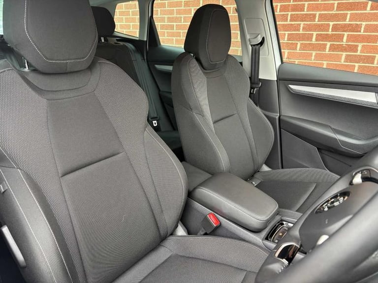 2025 Skoda Karoq 1.0 TSI 116 SE Drive 5dr Manual SUV Petrol Manual