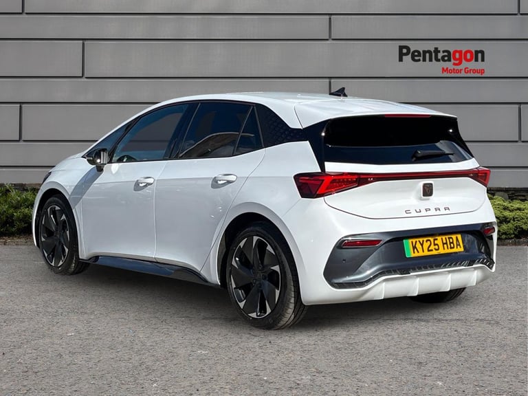  Cupra Born E Boost 59kwh V2 Hatchback 5dr Electric Auto 230 Ps Electric