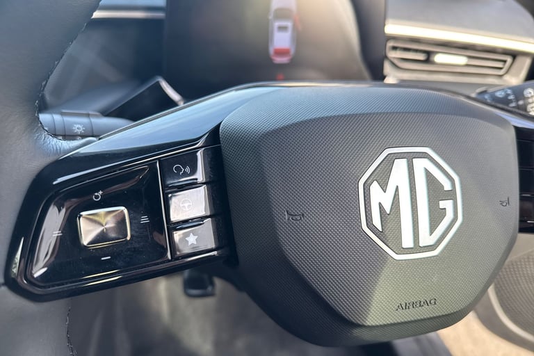 2025 MG MG3 105243 Hatchback Hybrid Automatic