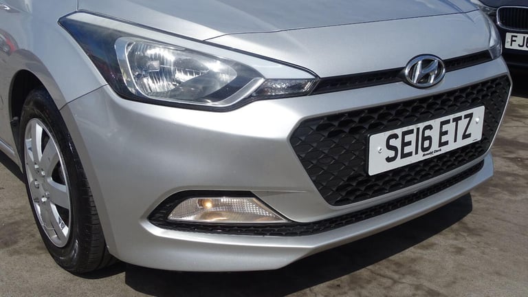 HYUNDAI I20 1.2 Blue Drive S Silver Manual Petrol 2016