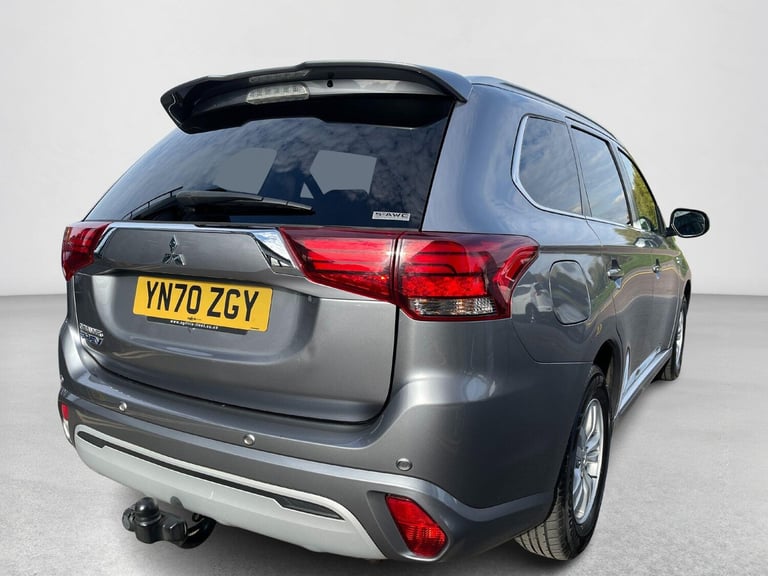 2020 Mitsubishi Outlander 2.4h TwinMotor 13.8kWh Verve CVT 4WD Euro 6 (s/s) 5dr ESTATE Petrol/Ele...