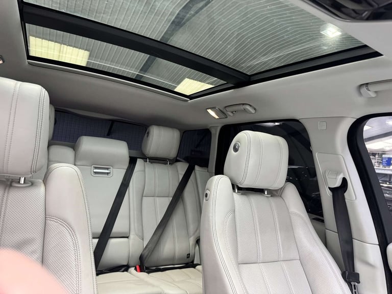 2015 Land Rover Range Rover 4.4 SDV8 Vogue SE 4dr Auto ESTATE DIESEL Automatic