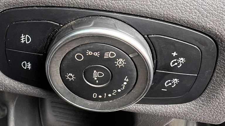 2022 Ford Transit Custom 2.0 EcoBlue 130ps Low Roof Limited Van Van Diesel Manual