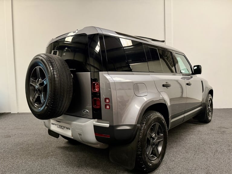 2022 Land Rover Defender 3.0 D250 Hard Top Auto [3 Seat] PANEL VAN DIESEL Automatic