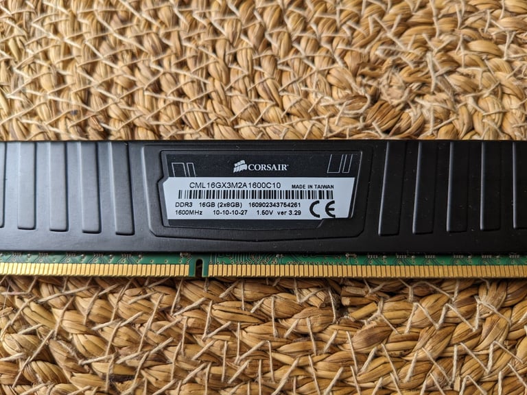 Corsair Vengeance Low Profile 8GB DDR3 1600 Mhz CL10 XMP Performance Desktop Memory
