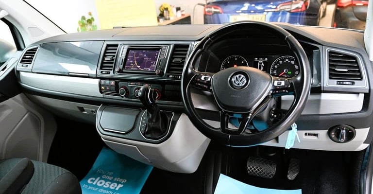 2019 Volkswagen Transporter 2.0 TDI BMT 150 Highline Kombi Van DSG WINDOW VAN DIESEL Automatic
